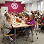 Nowa kuchnia i stołówka w Sportowej Szkole Podstawowej nr 3 w Elblągu. Remont trwał ponad pół roku.