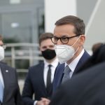 Szef rządu odwiedza medyków. „W Polskim Ładzie kładziemy ogromny nacisk na służbę zdrowia”