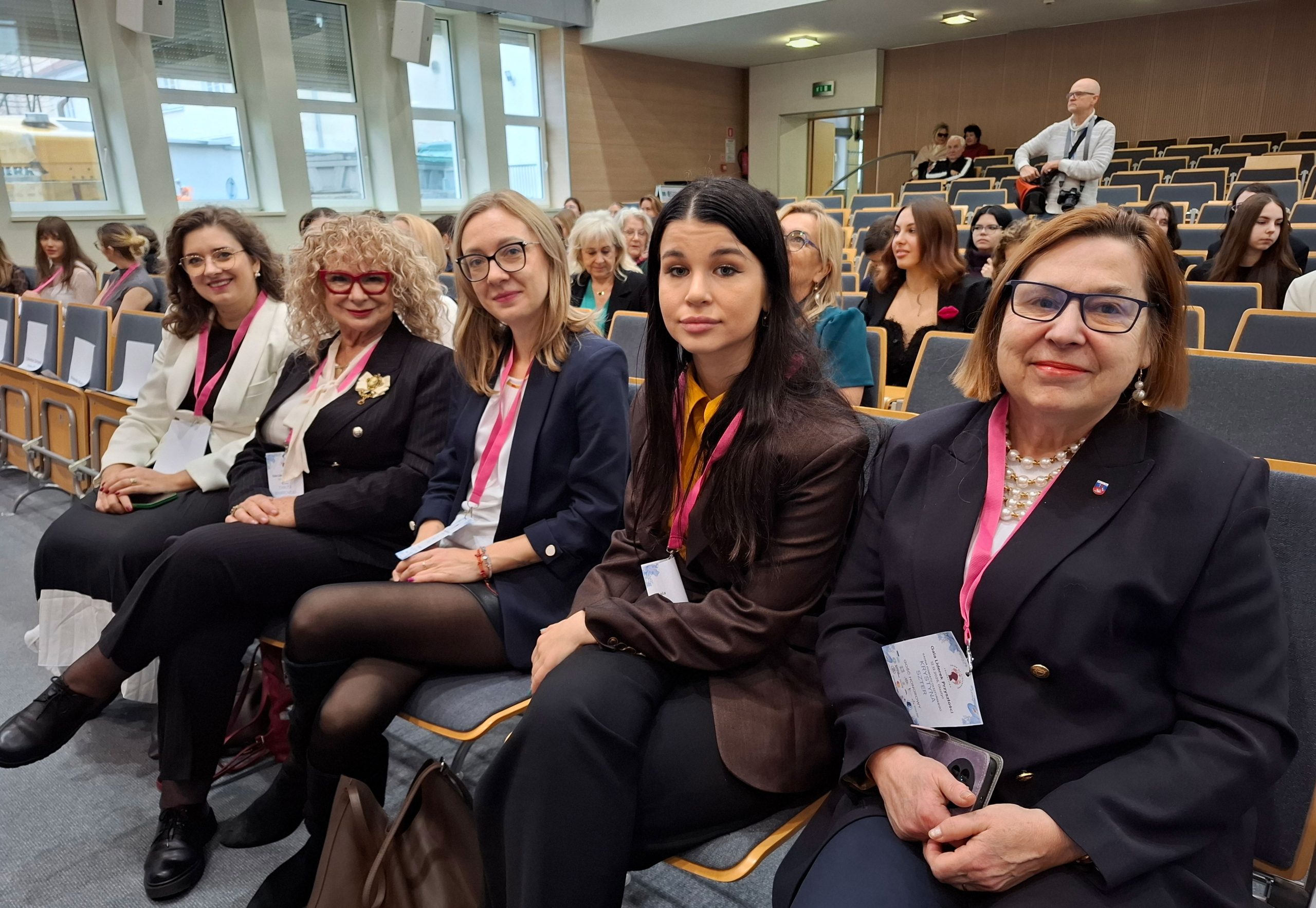 Kreatywne, odważne, aktywne. Młode liderki nagrodzone