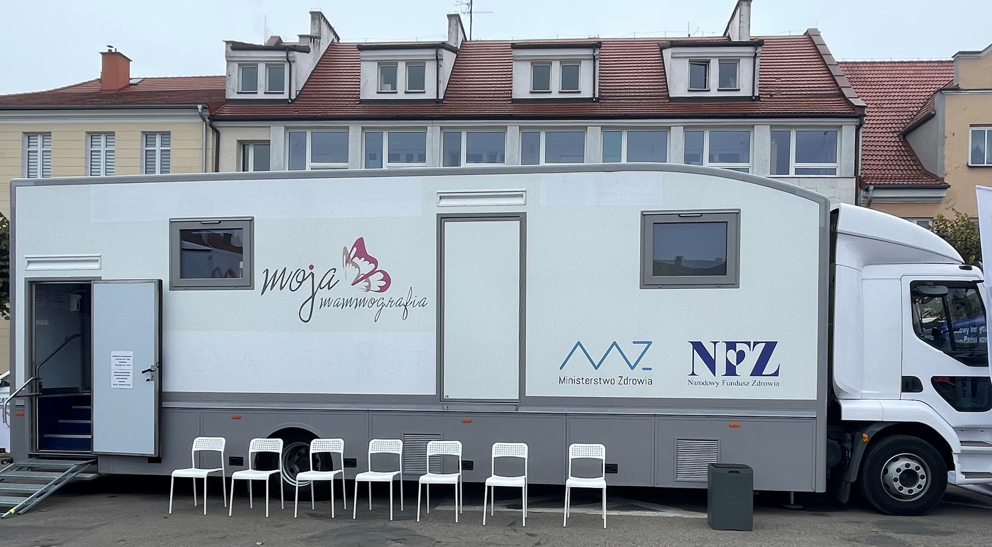 Bez skierowania i blisko domu. Mammobusy ruszą po Warmii i Mazurach