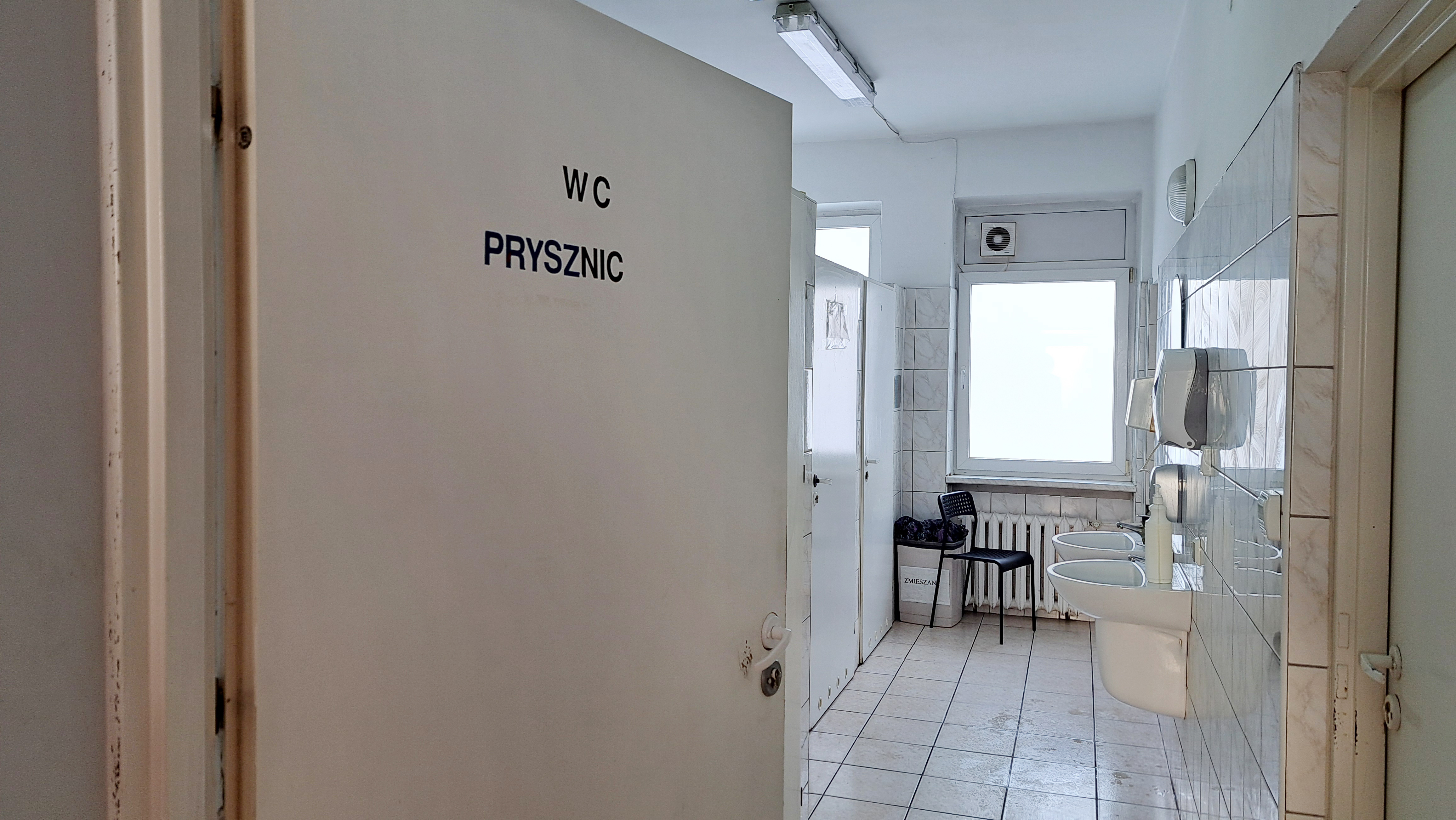 Koniec z barakiem. Bezdomni w Olsztynie zyskają godne warunki i niezbędną opiekę