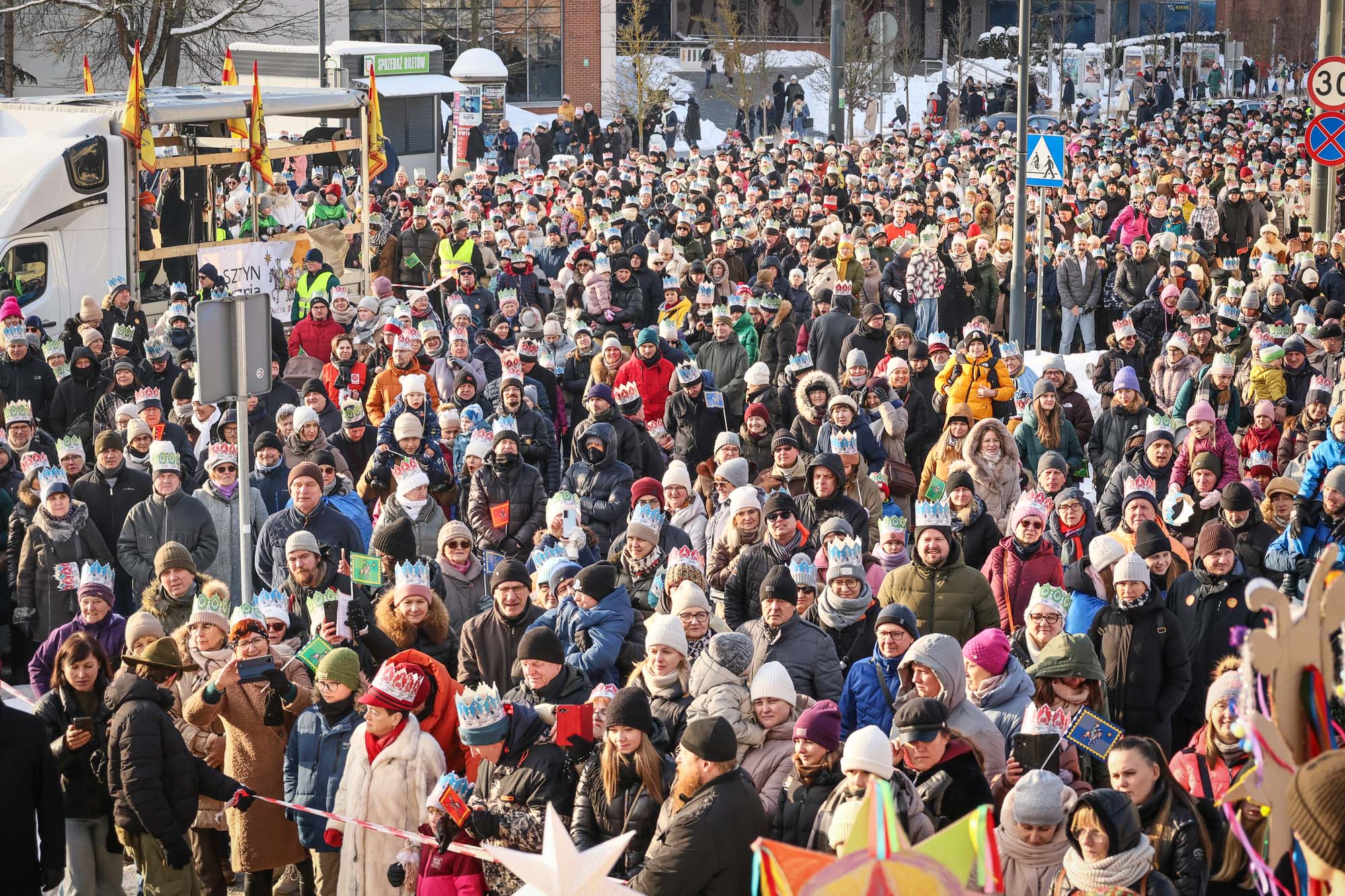 Barwny Orszak Trzech Króli po raz trzynasty przeszedł ulicami Olsztyna