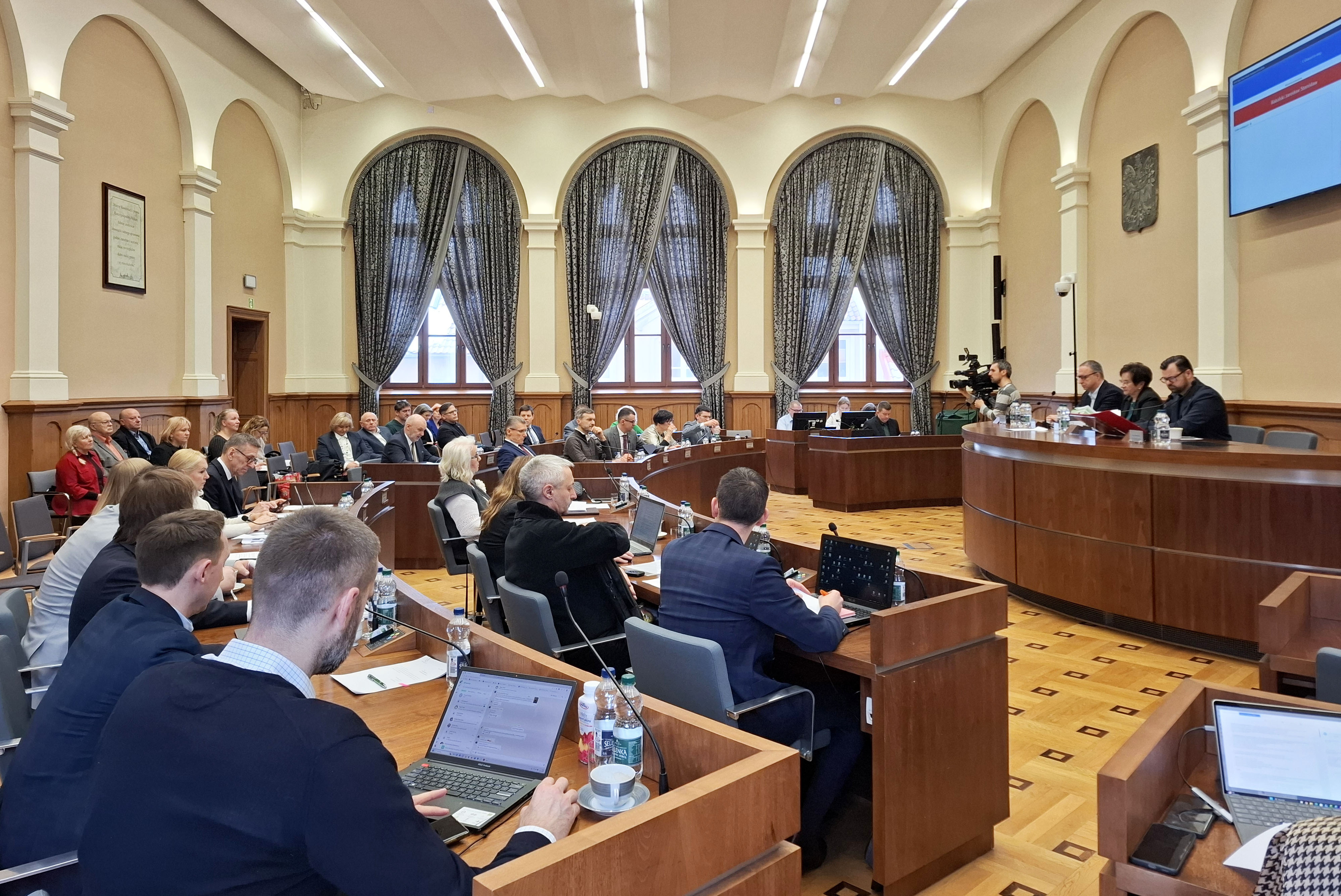 Mieszkańcy Olsztyna przez cały czas bez możliwości wypowiedzi na sesjach Rady Miasta
