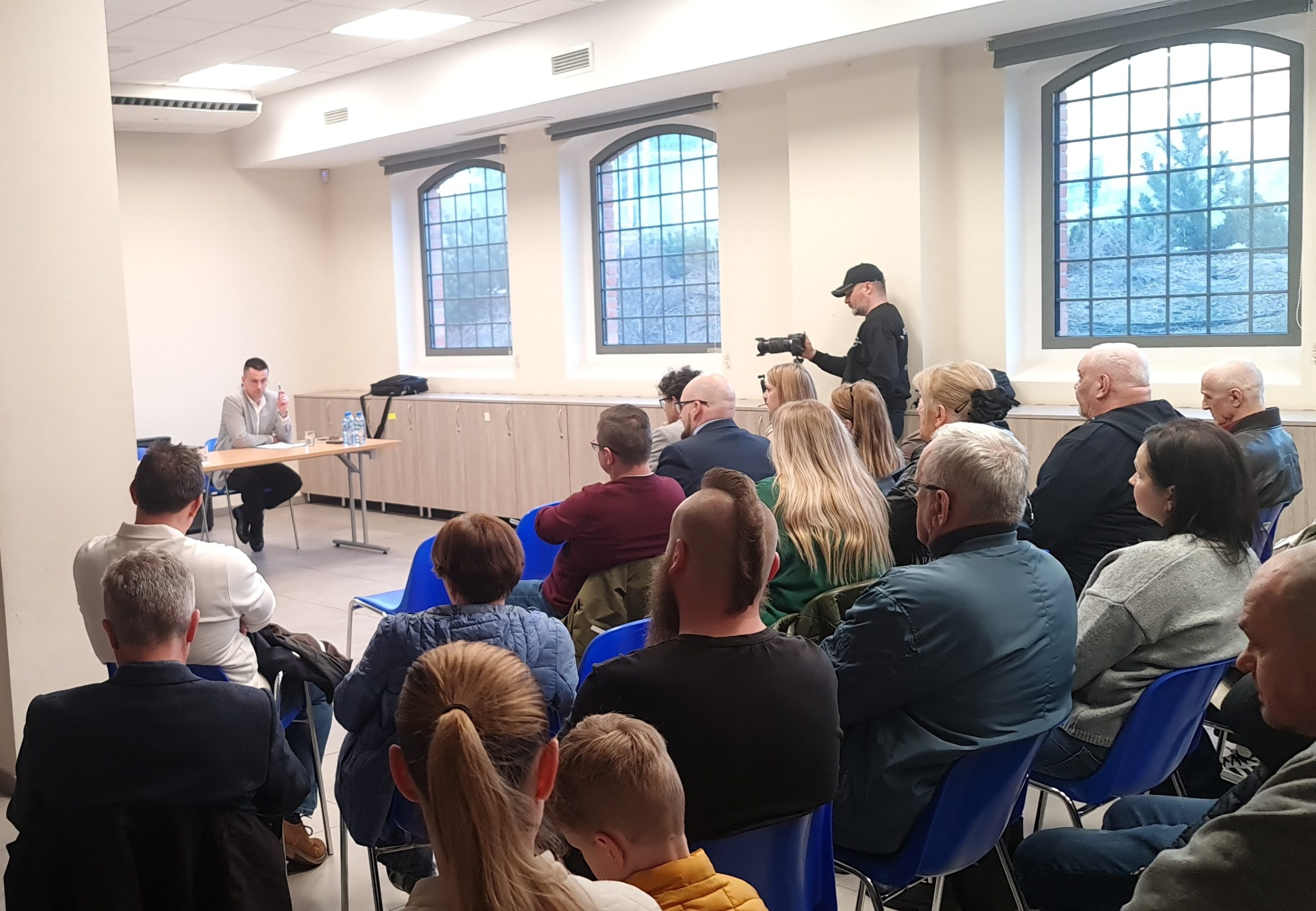 Gorąca dyskusja o zakładzie galwanizacyjnym. Mieszkańcy spotkali się z burmistrzem