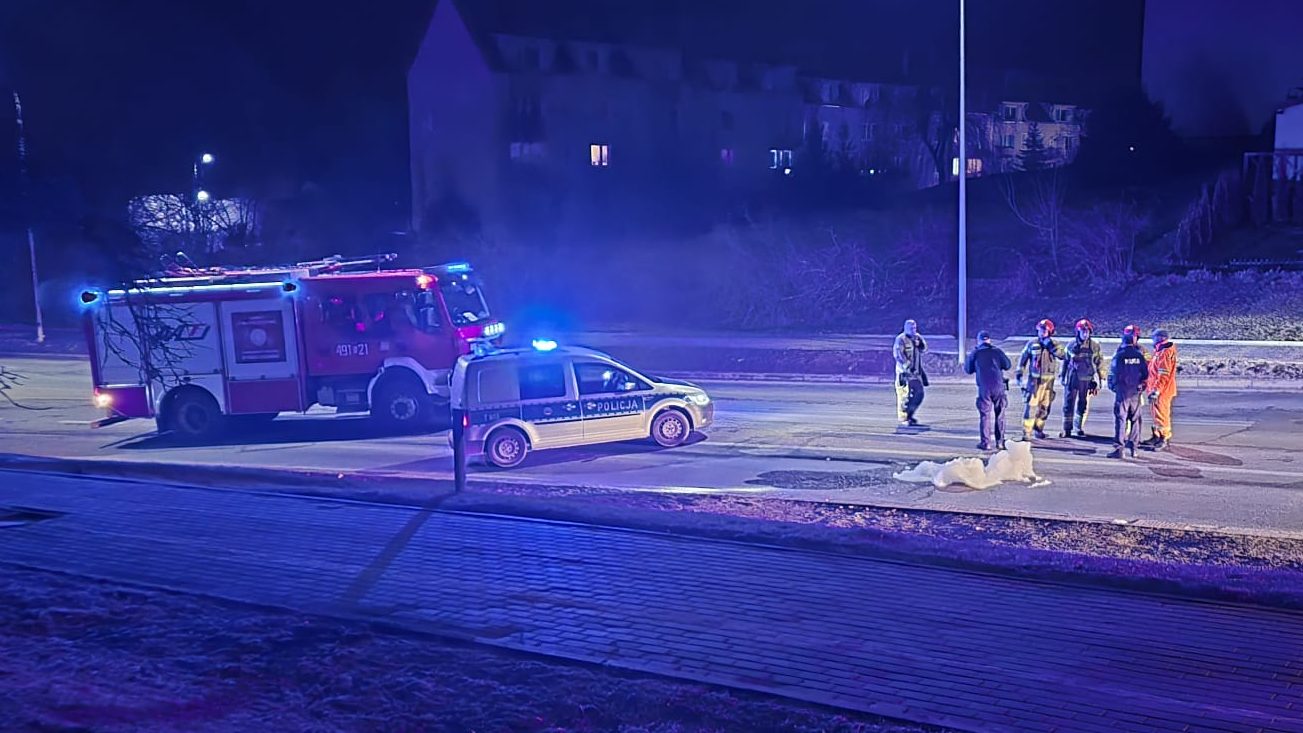 Zagadkowa piana w Mrągowie. Próbki przekazane do dalszych badań