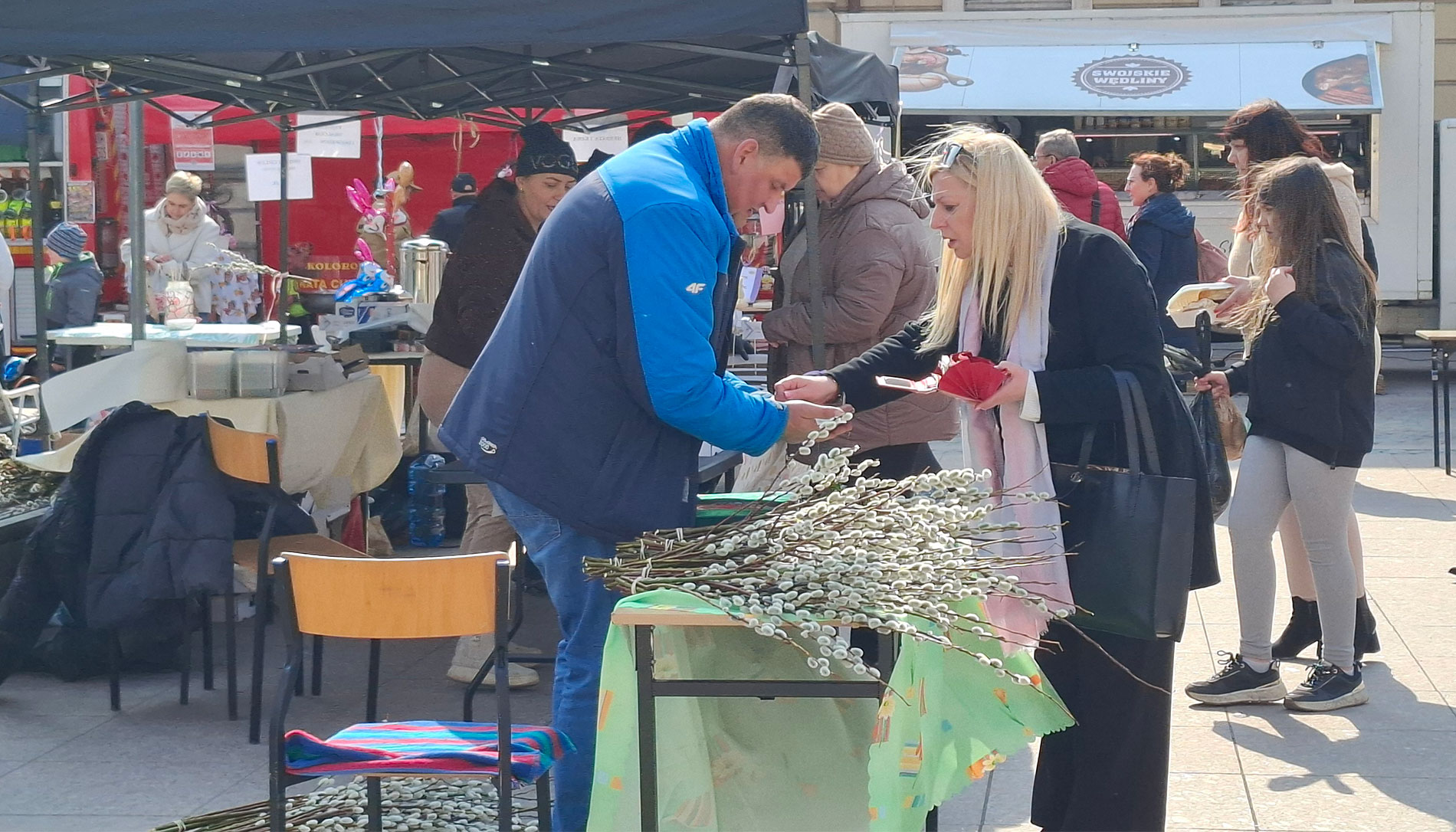 Wielkanocne jarmarki w regionie. „Pogrzeb żuru i śledzia”