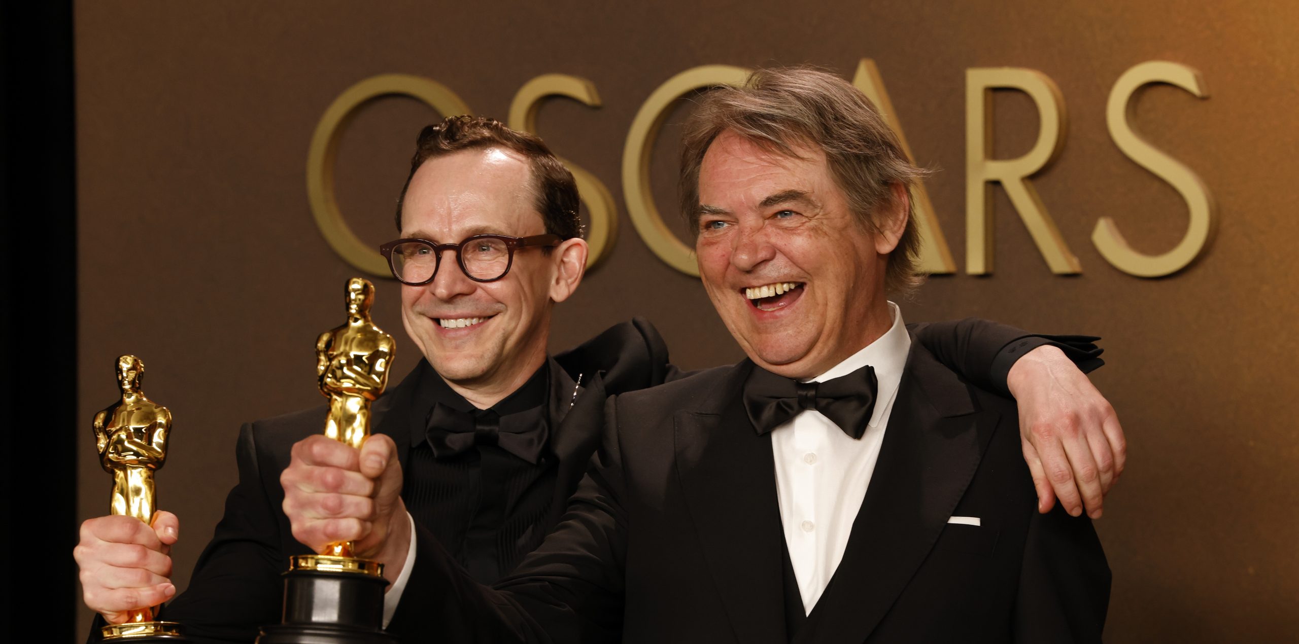 Sześć Oscarów dla „Jednej bitwy po drugiej”. Maciek Szczerbowski z nagrodą Akademii