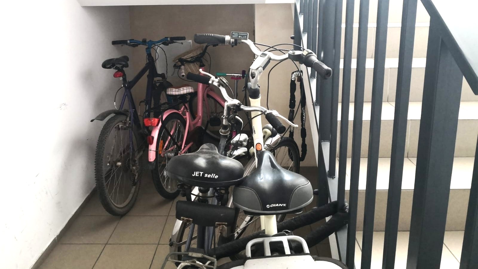 Kontrole klatek schodowych w Olsztynie. „Chodzi o bezpieczeństwo mieszkańców”