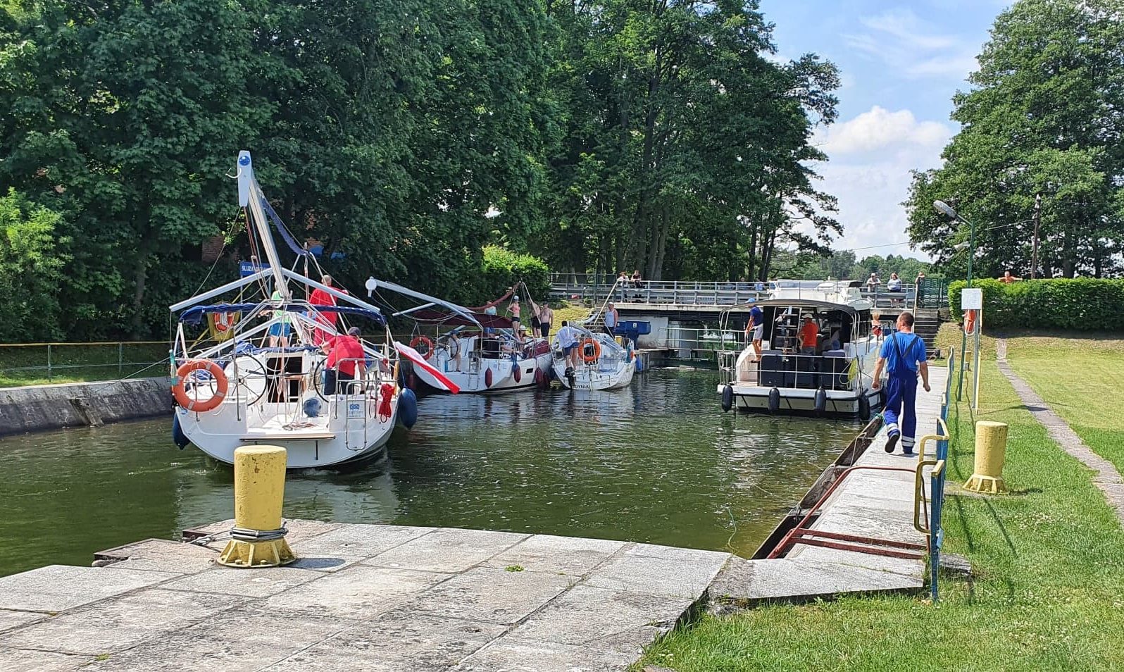 Szlaki wodne na Wielkich Jeziorach Mazurskich gotowe do sezonu