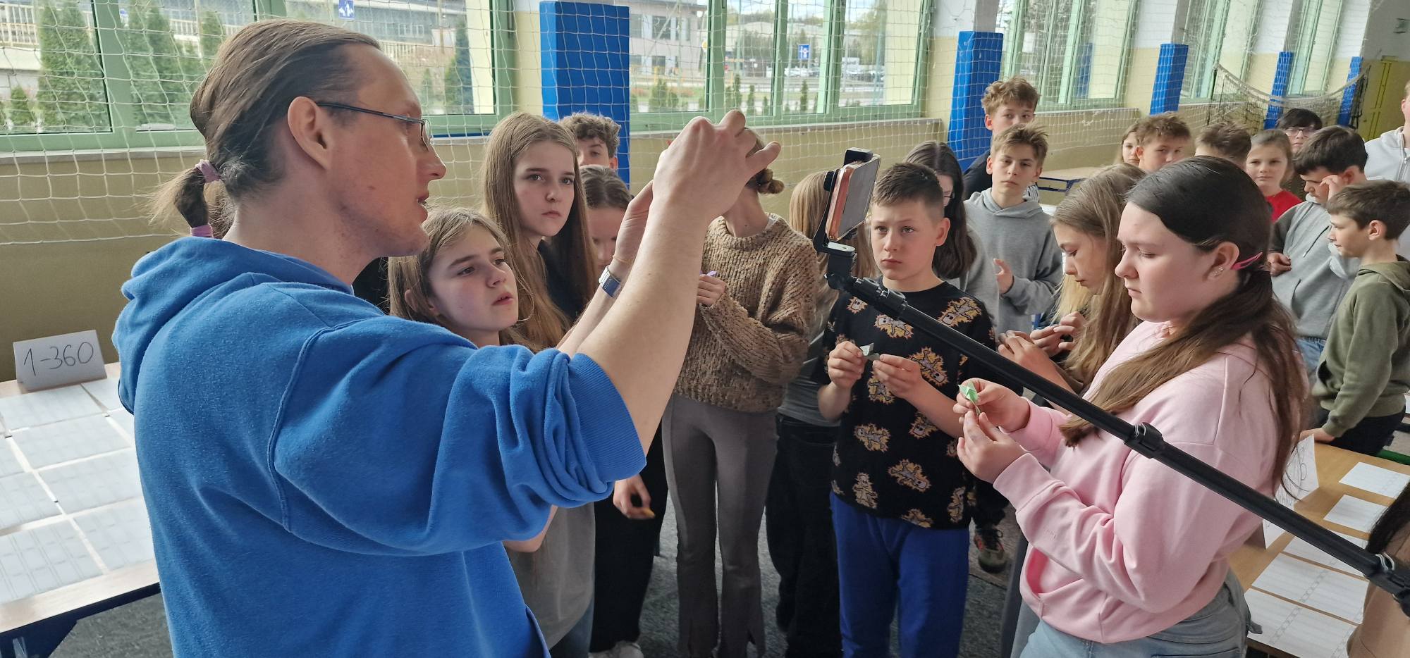 Bicie rekordu w Piszu. Czy 12 tysięcy lisów origami trafi do Księgi Guinnessa?