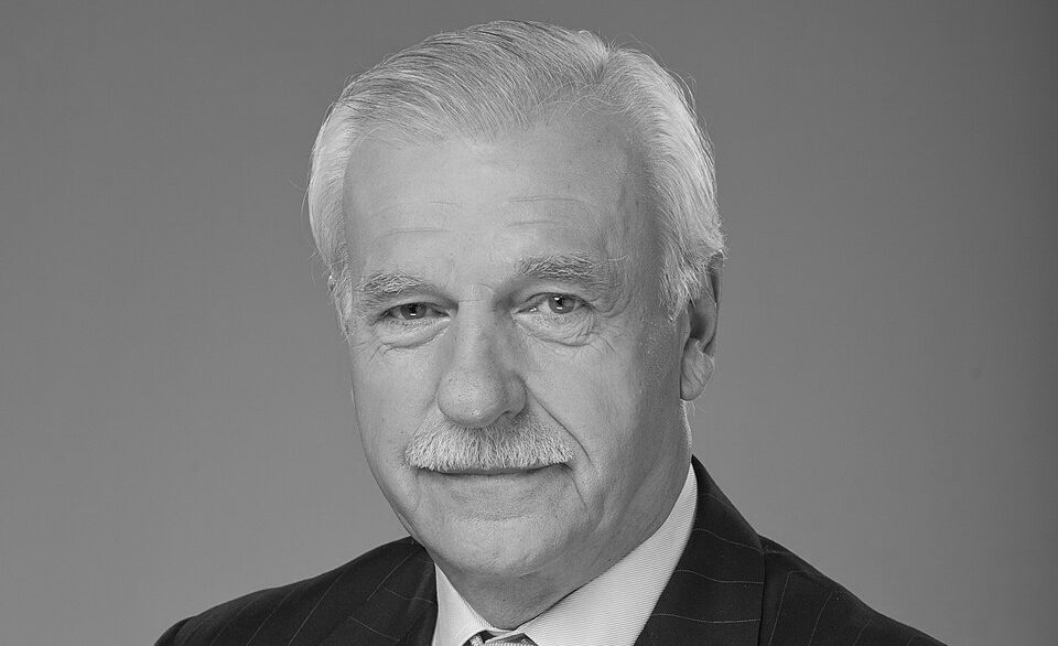 Zmarł Andrzej Olechowski, były szef MSZ, współzałożyciel PO