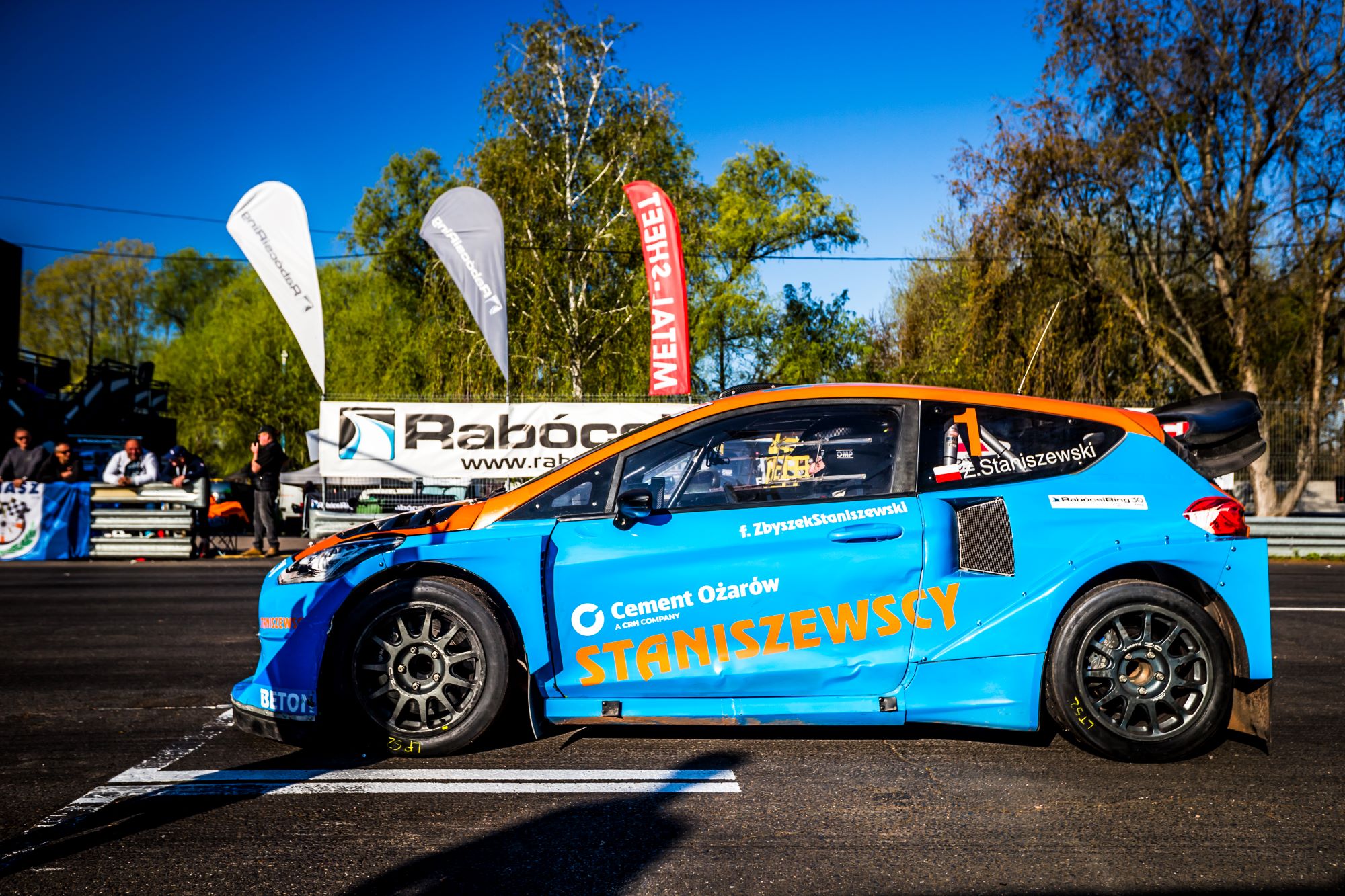 Pechowy początek sezonu. Staniszewski wycofał się z rundy w Poznaniu