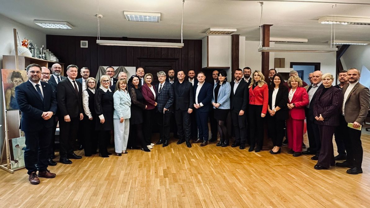 Historyczne porozumienie w Elblągu. Samorządy znad Zalewu Wiślanego będą współpracować