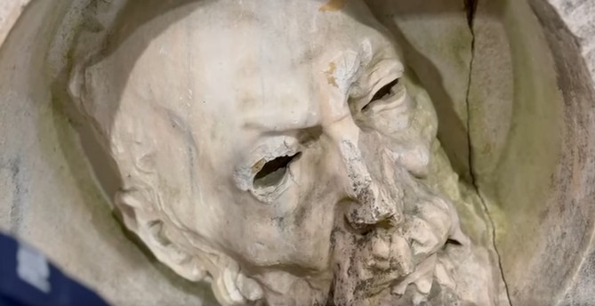 Zabytkowa rzeźba z Dylewa odzyskana. Unikatowy pomnik odnaleziony po latach