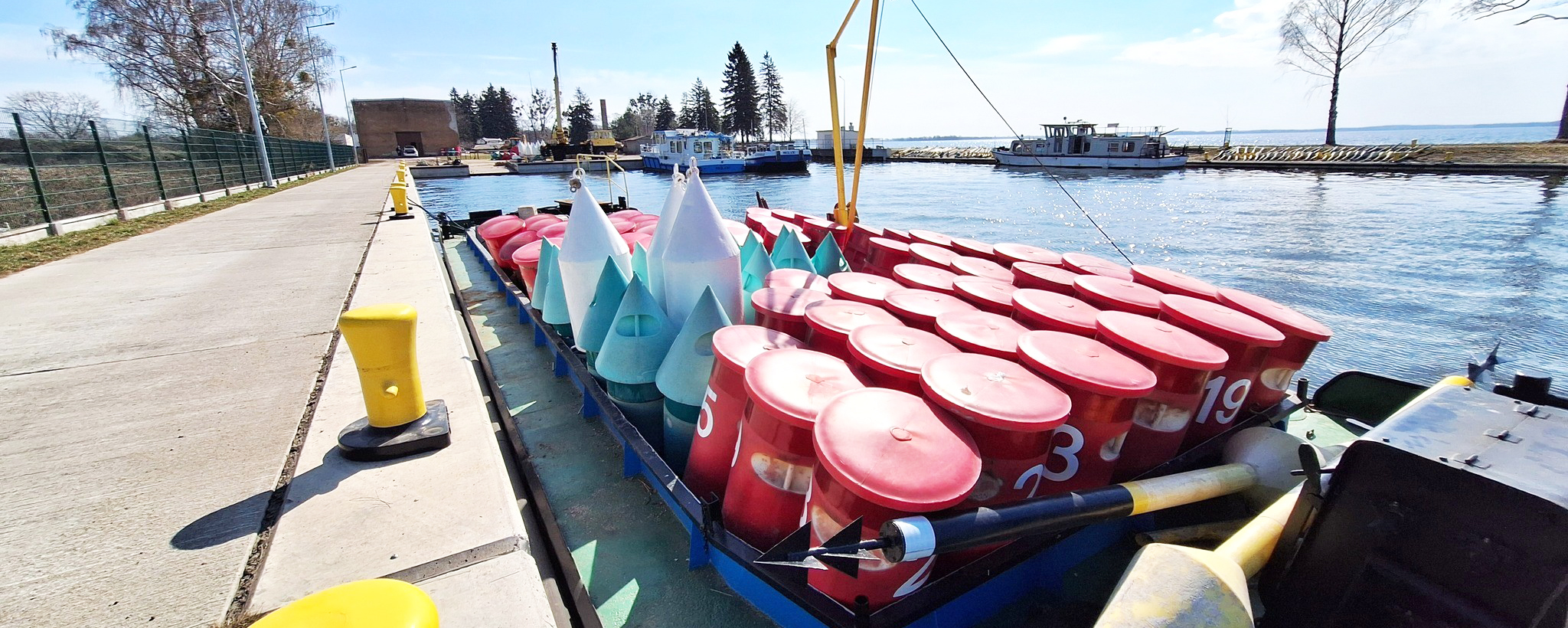 Rozpoczęło się znakowanie szlaków na Wielkich Jeziorach Mazurskich