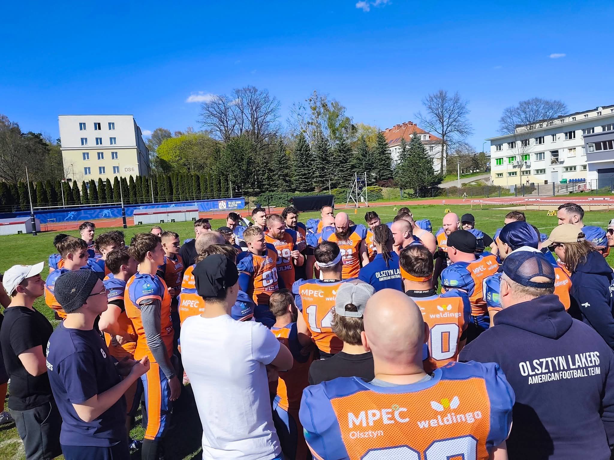 AZS UWM Olsztyn Lakers przegrali z liderem. Warsaw Eagles lepsi