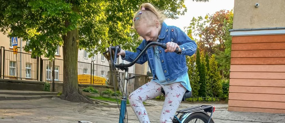 Skradziono rower rehabilitacyjny 14-letniej Hani z Olsztyna. Rodzina prosi o pomoc