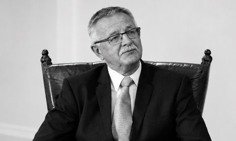 Zmarł Jan Siwicki, wieloletni nauczyciel i dziennikarz Radia Olsztyn
