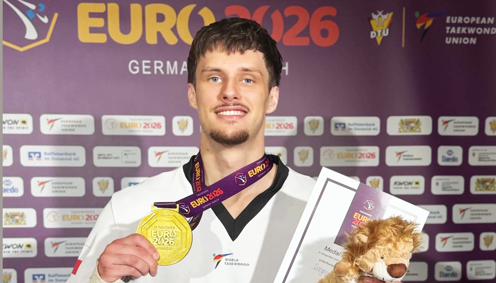 Taekwondo. Szymon Piątkowski mistrzem Europy!