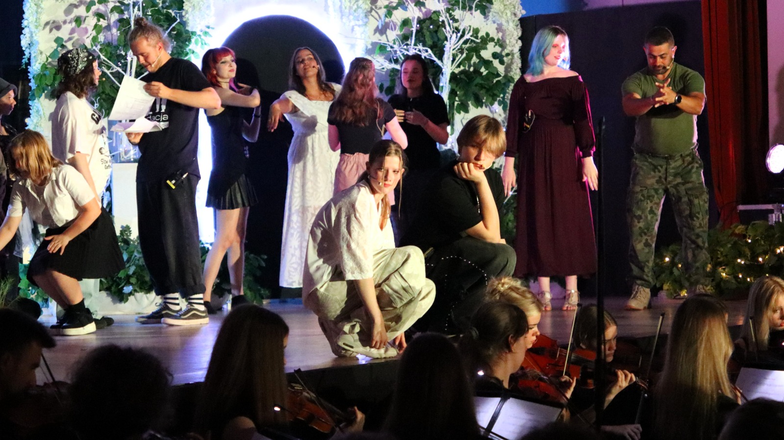„AKADEMIA nieWIDZIALNYCH BOHATERÓW” – musical, który poruszył serca i pozostanie w naszej pamięci na długo