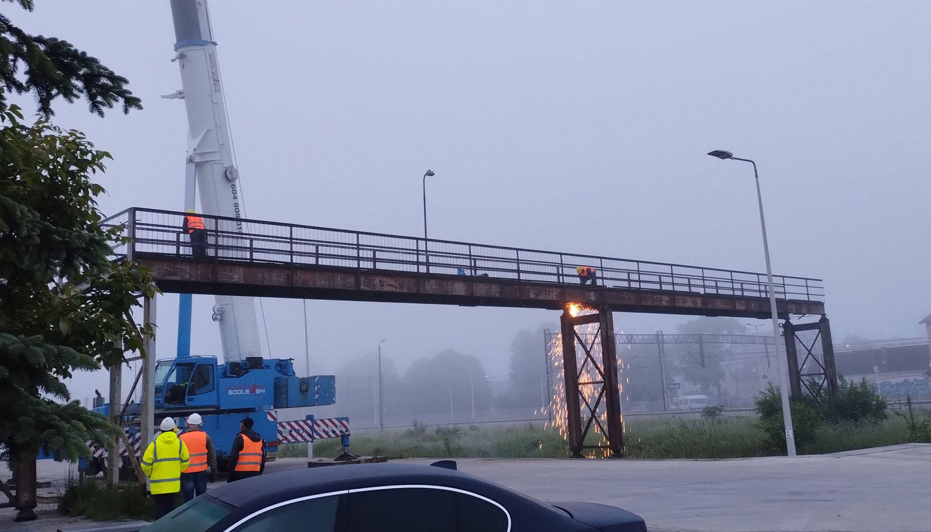 Zagrażająca bezpieczeństwu kładka przeszła do historii. Morąg zyska nowoczesny obiekt