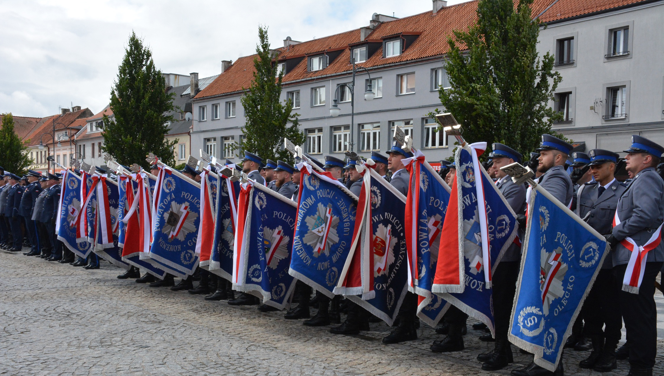 Wojewódzkie obchody Święta Policji w Piszu. Były awanse i odznaczenia