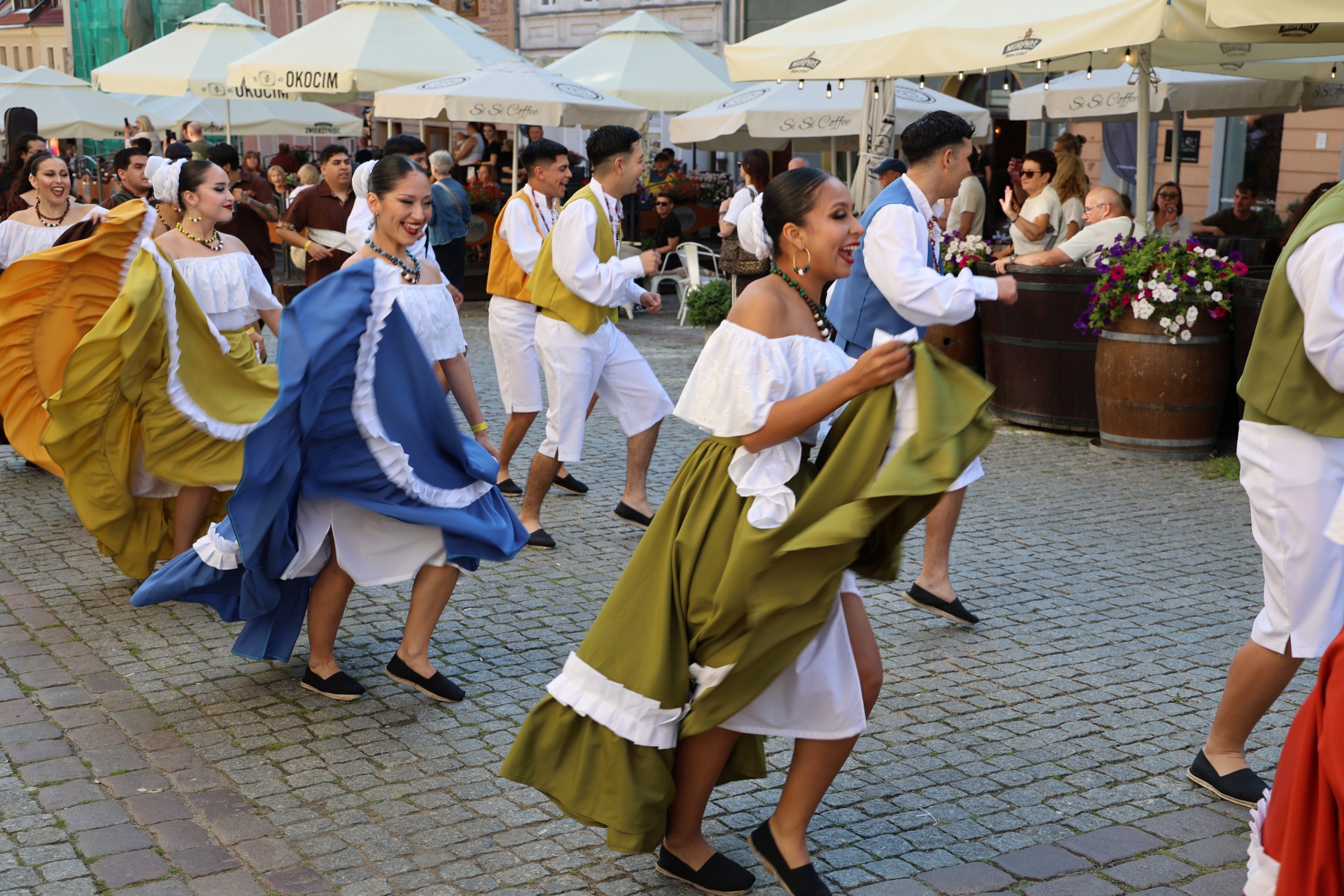 Muzyka, taniec i śpiew. W Olsztynie trwają Międzynarodowe Dni Folkloru
