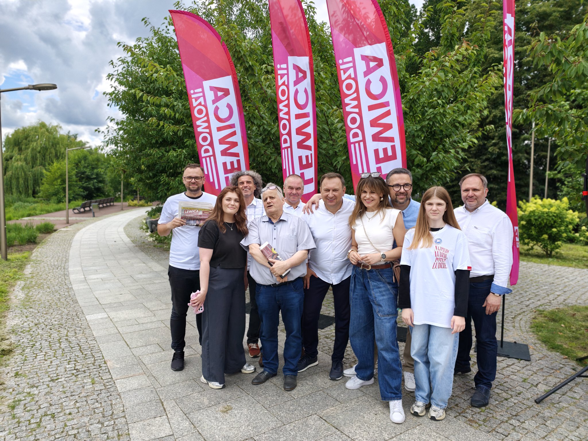 „Lewica dowozi”. Od Ełku parlamentarzyści rozpoczęli wakacyjną trasę po Warmii i Mazurach
