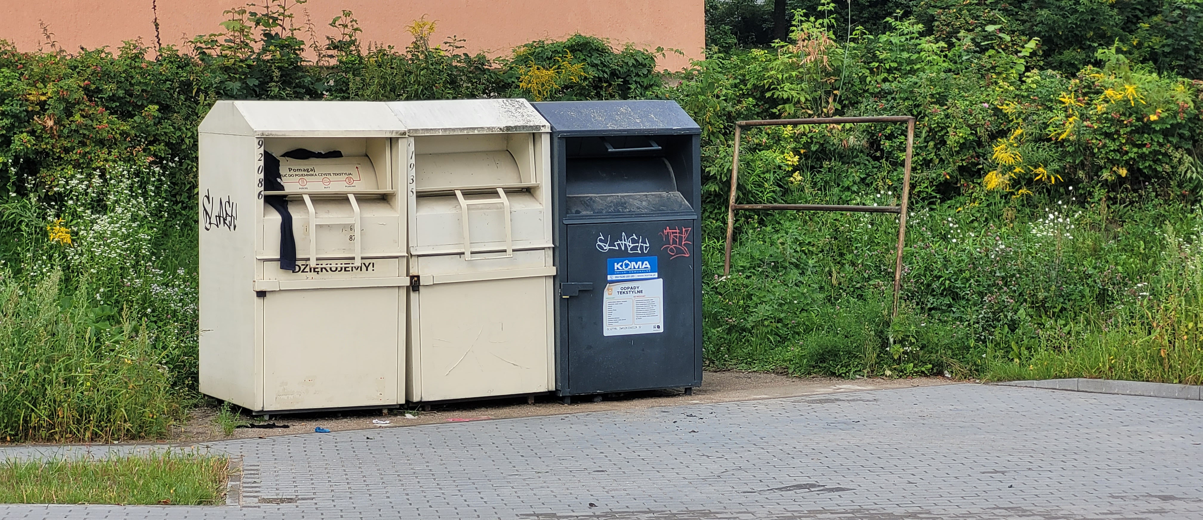 Tekstylia pod lupą. Jak sprawdzają się nowe zasady segregacji odpadów?