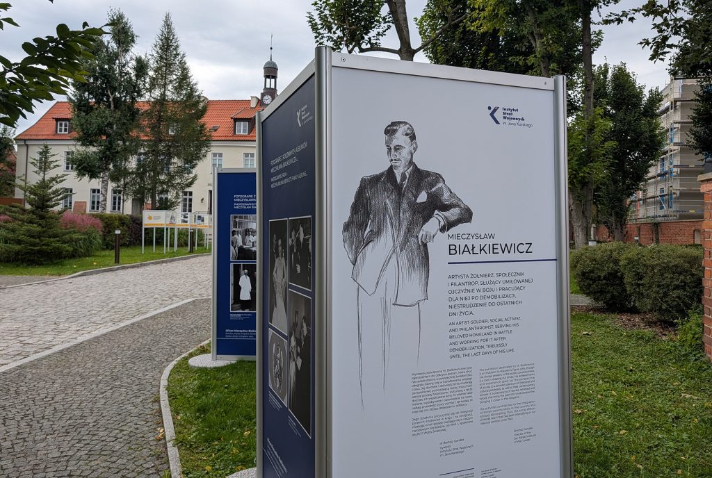 Wojna, emigracja i sztuka. Historia majora Białkiewicza w Elblągu