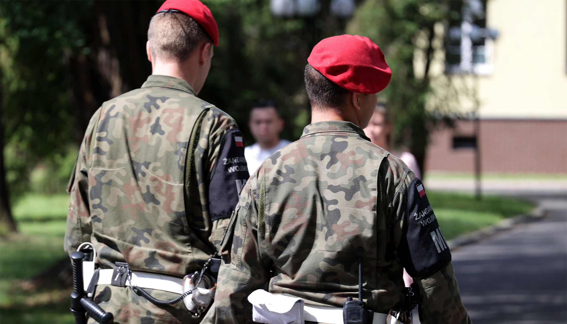 Fałszywy alarm w jednostce wojskowej w Elblągu. Żandarmeria i policja zatrzymały podejrzanych