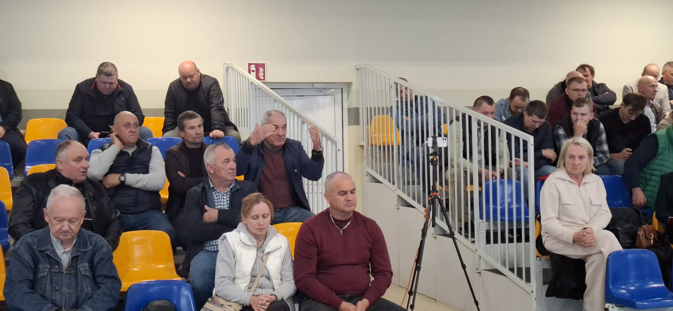 Rolnicy z politykami o problemach polskiej wsi. Nie brakowało emocji