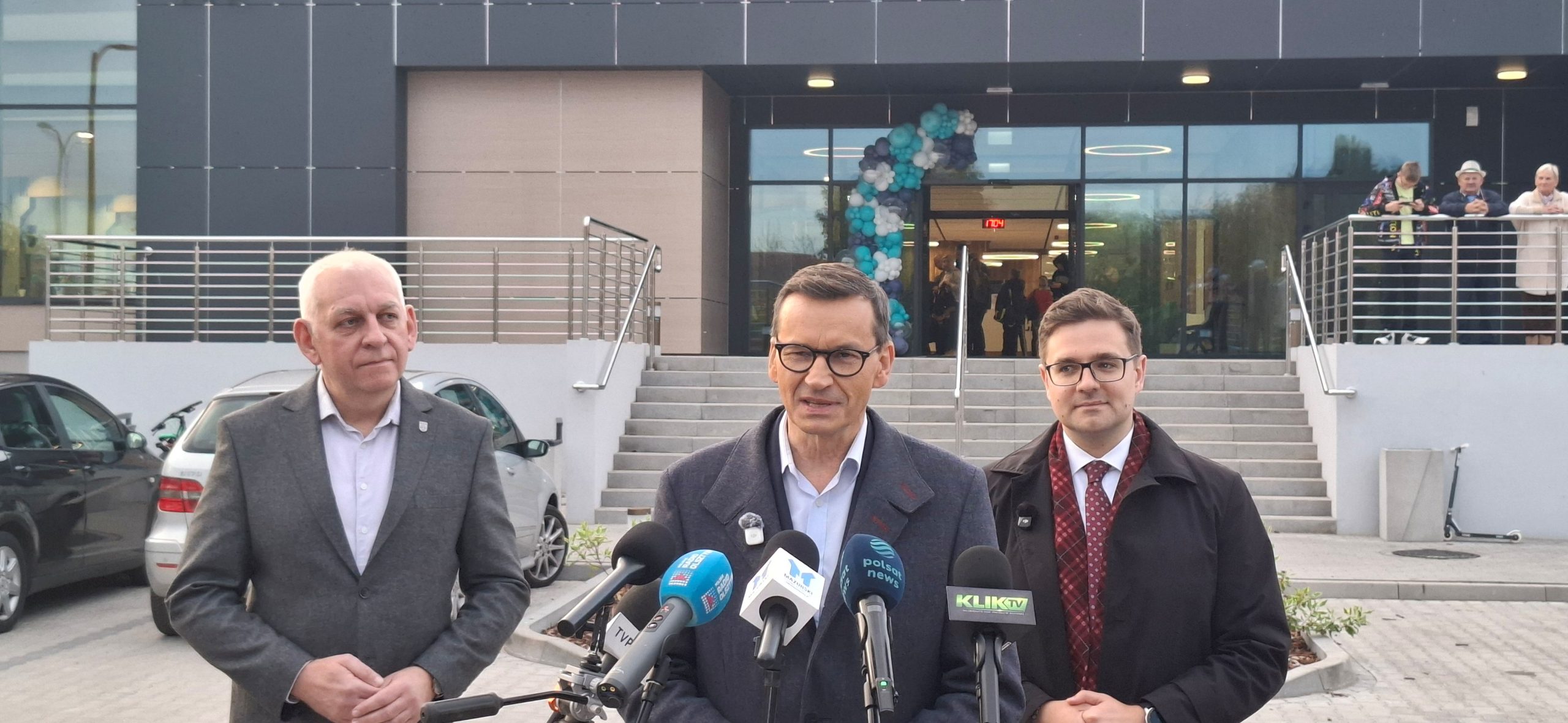 „Nie ma Polski kategorii A i B”. Politycy Rozwoju Plus o pływalni w Działdowie